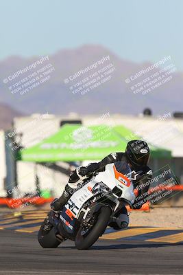 media/Dec-05-2024-Racers Edge (Thu) [[e102e0690b]]/3-B Group/Session 5 (Turn 16)/